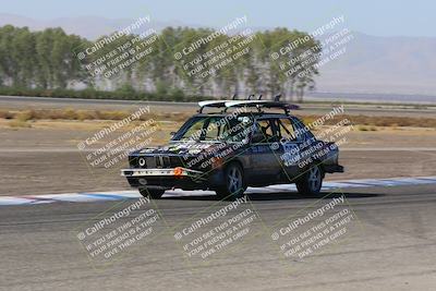 media/Oct-01-2022-24 Hours of Lemons (Sat) [[0fb1f7cfb1]]/10am (Front Straight)/